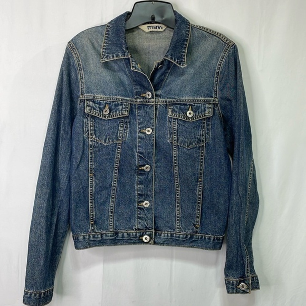🏁 Mavi light weight denim jacket: